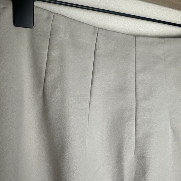 Banana Republic Women's Size 4 Khaki Stretch Pockets Khaki Pencil Skirt - Picture 2 of 7